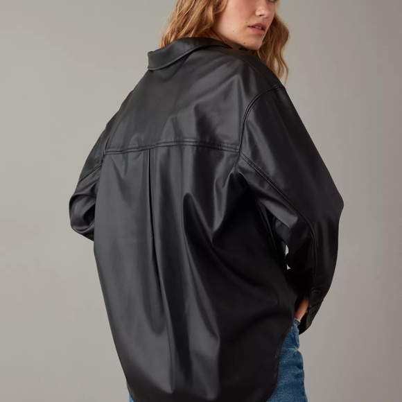 American Eagle | Size M | Oversized Vegan Leather Shacket – Black - Picture 2 of 9
